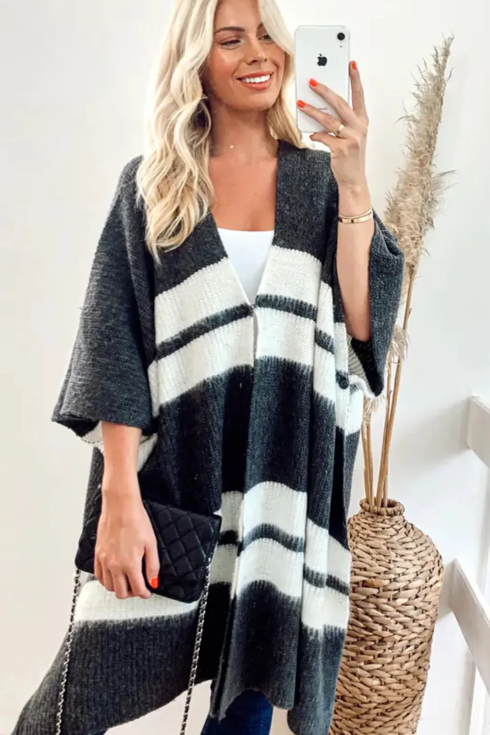 (4P. PACK) Knitted Poncho Cape in Grey and White Stripe