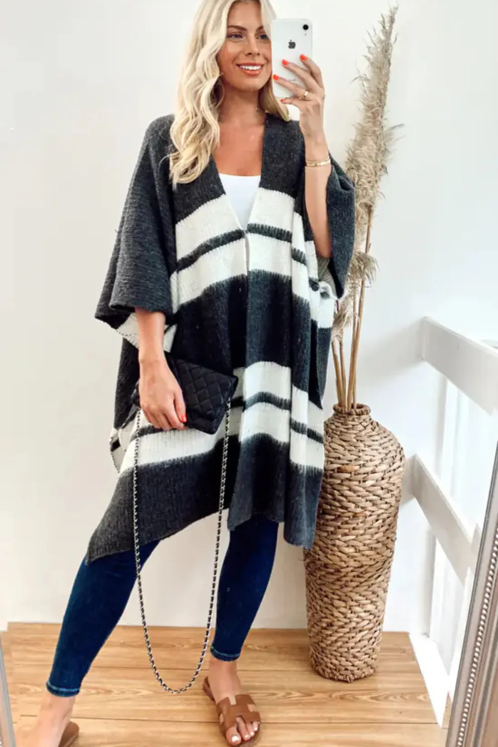 (4P. PACK) Knitted Poncho Cape in Grey and White Stripe