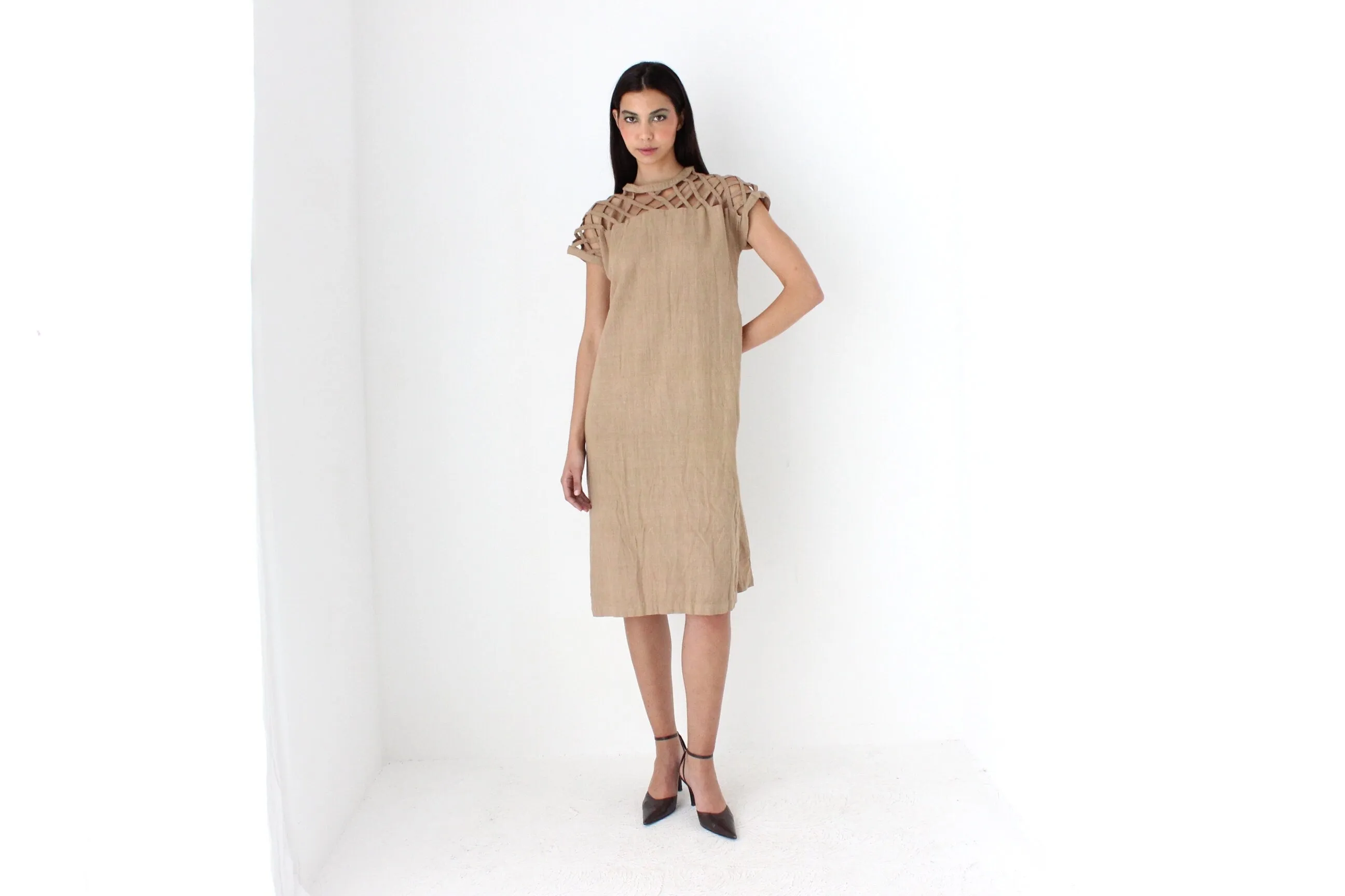 70s Caramel Linen Relaxed Sheath Dress w/ Lattice Cut Outs