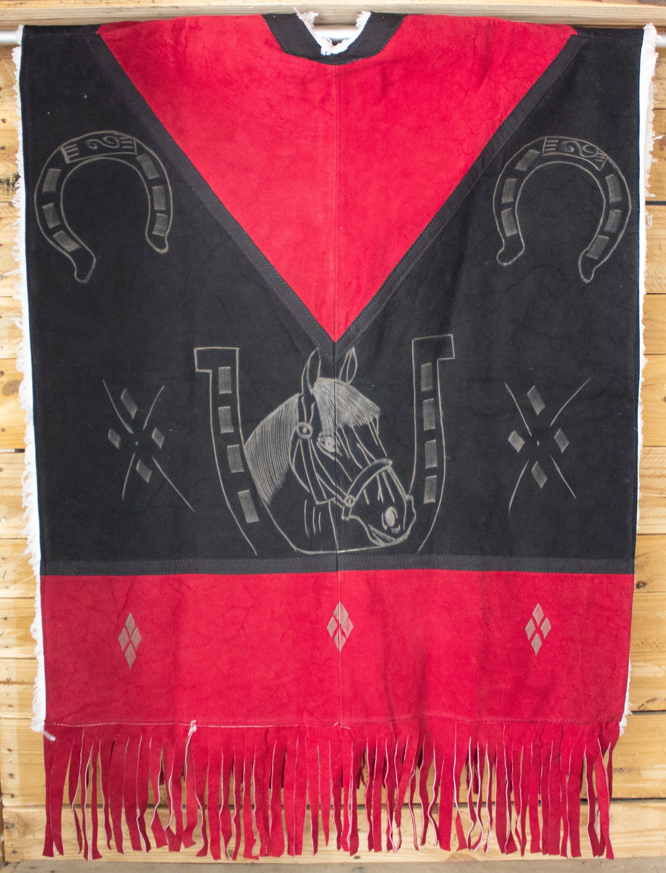 AUTHENTIC SUEDE LEATHER Red stamped Horse & Horseshoe Western sheep wool cowboy Mexican zarape poncho