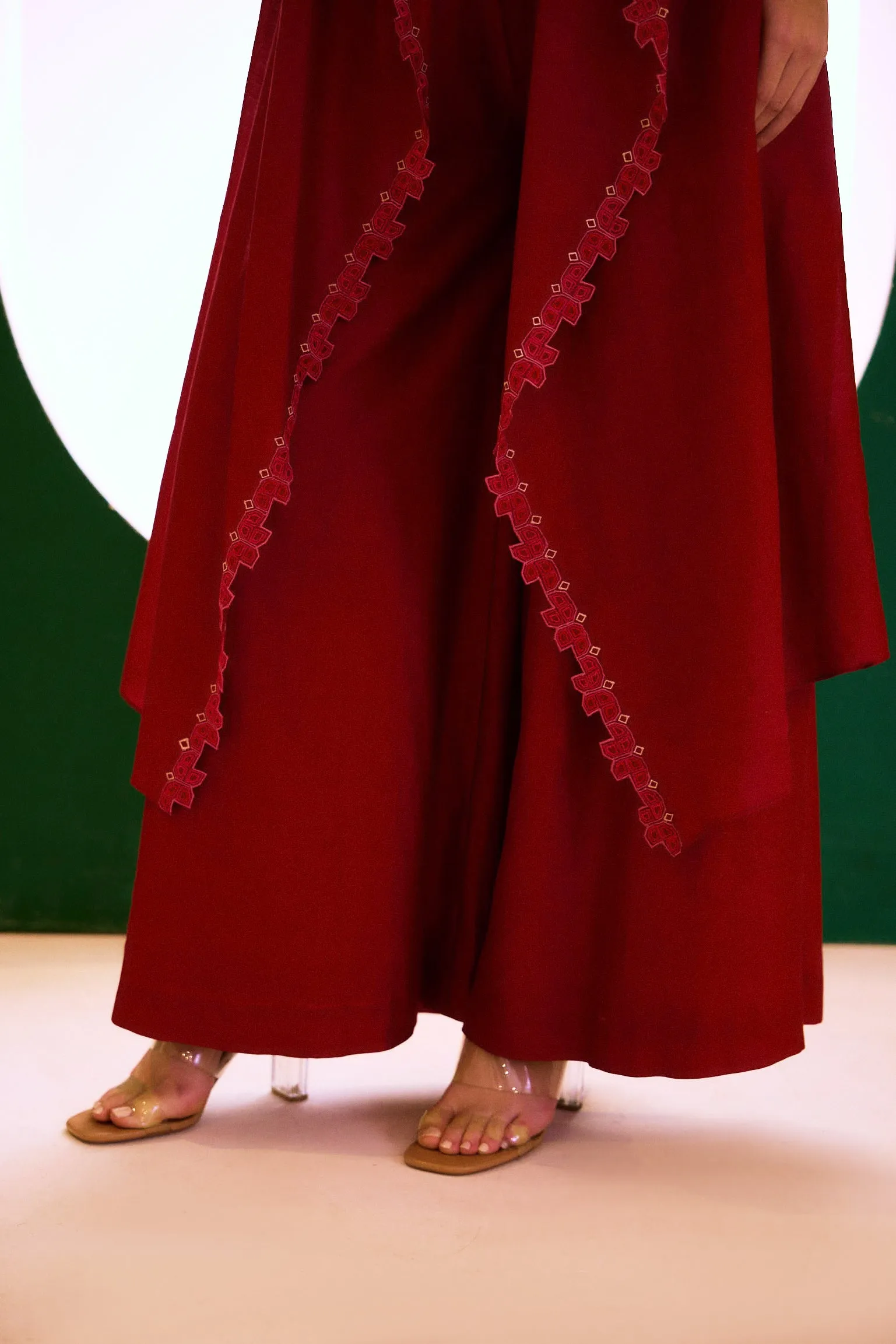 Berry Long Zealous Embroidered Cape