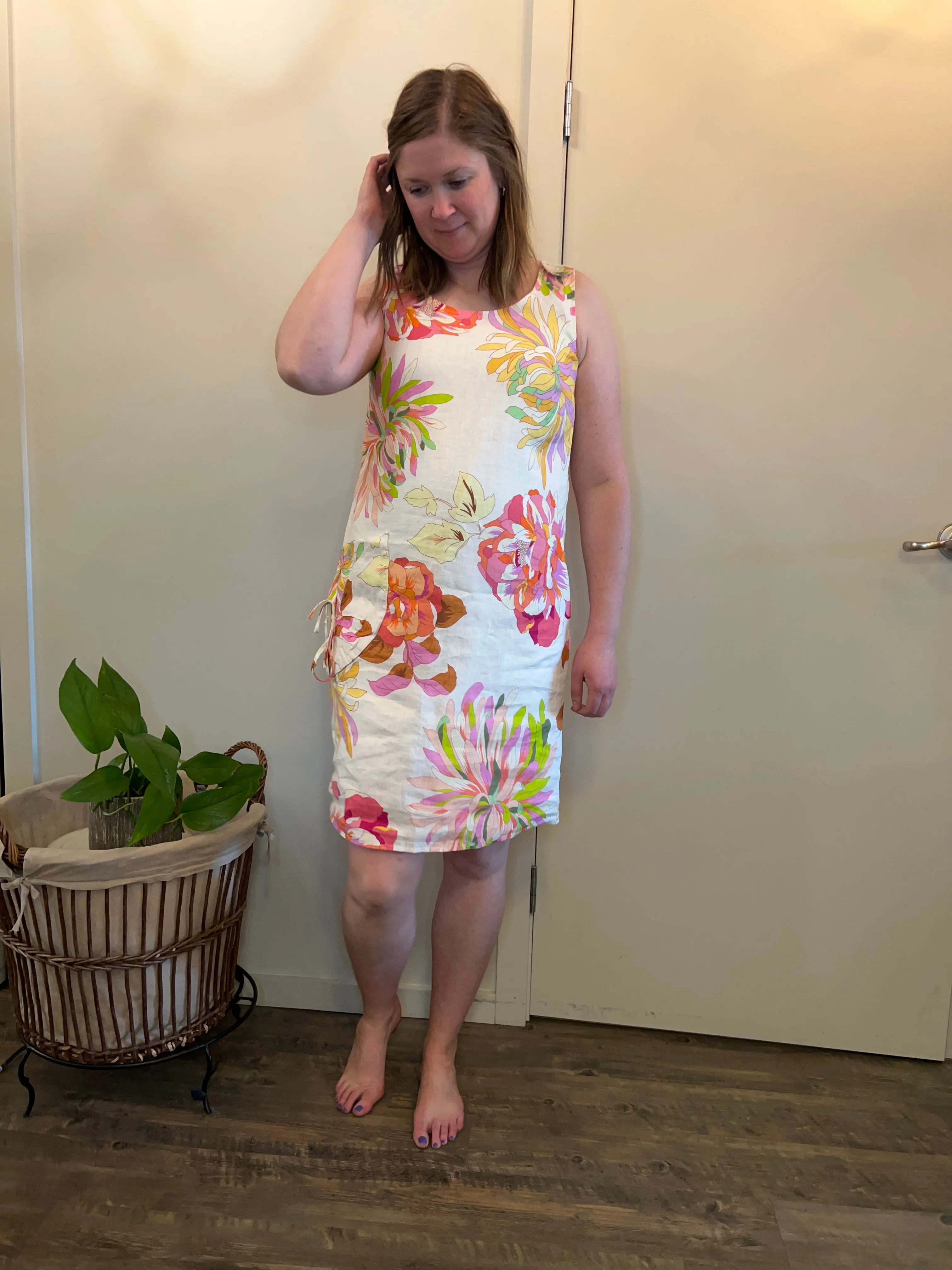 Carré Noir - Linen Shift Dress