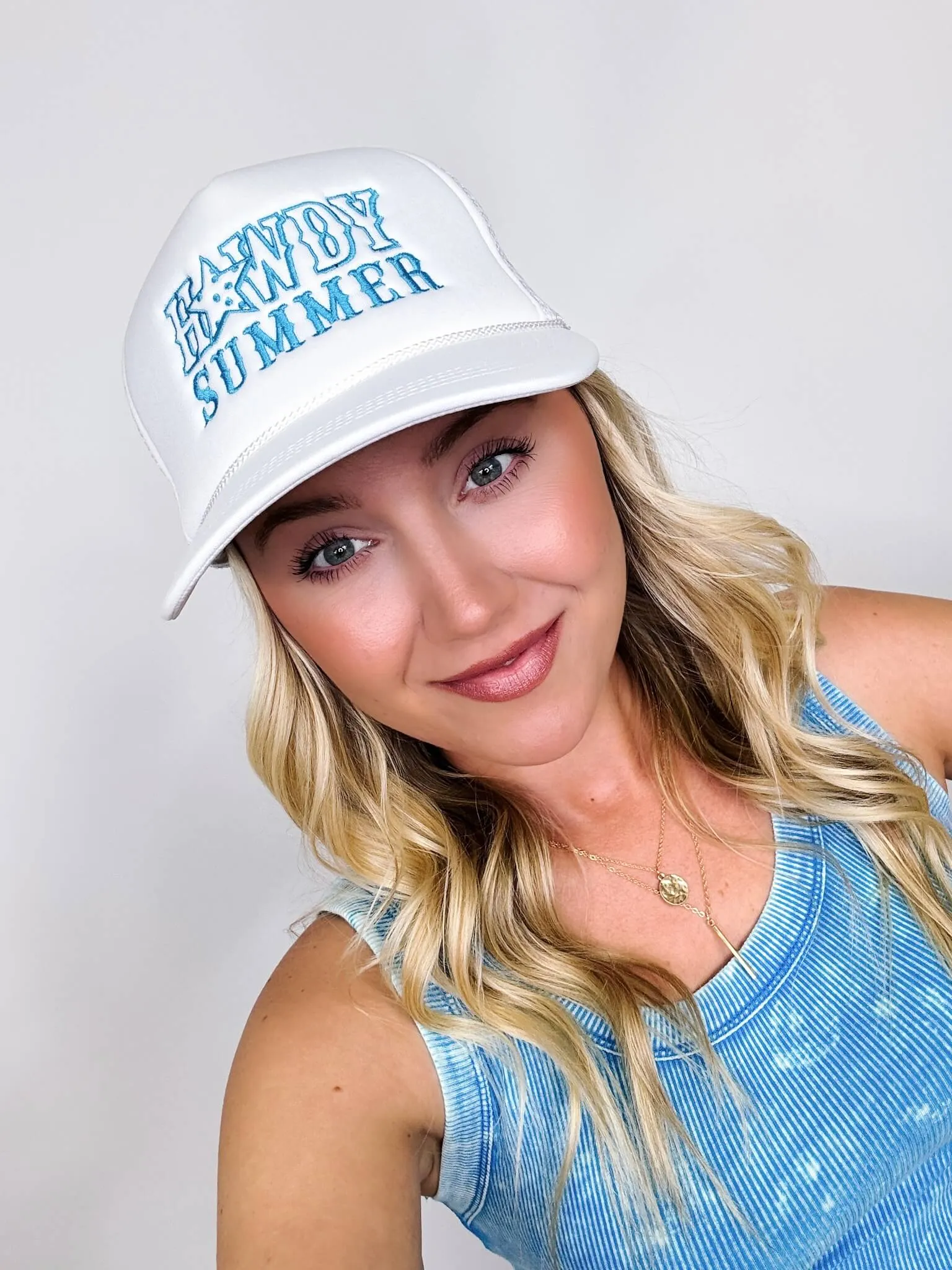 Howdy Summer White and Turquoise Mesh Trucker Hat