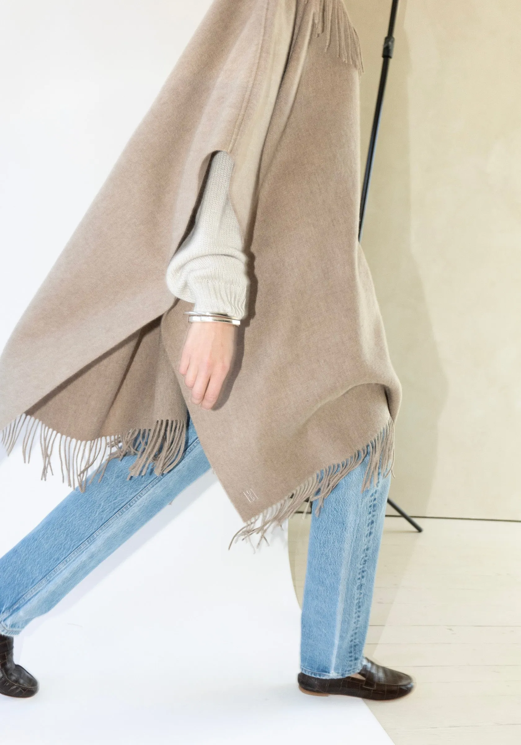 Long Turtlo Fringe Poncho in Grey/Brown Milange