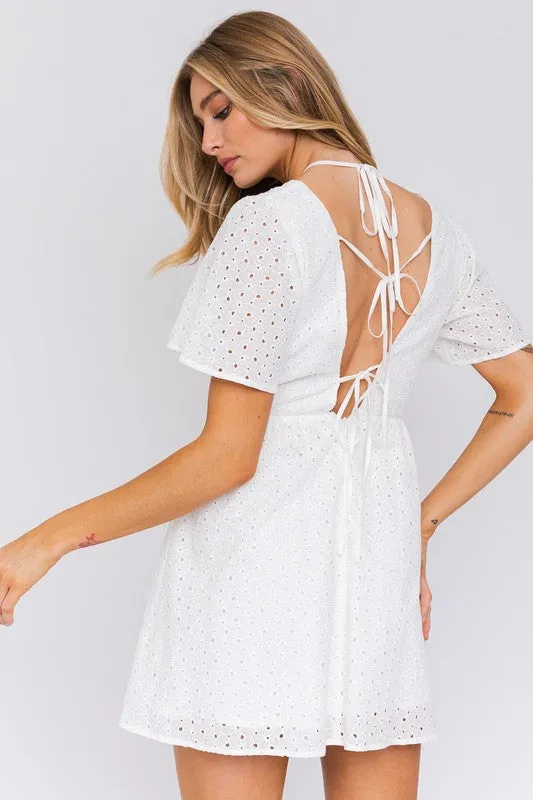 SHORT SLEEVE BABYDOLL STYLE DRESS