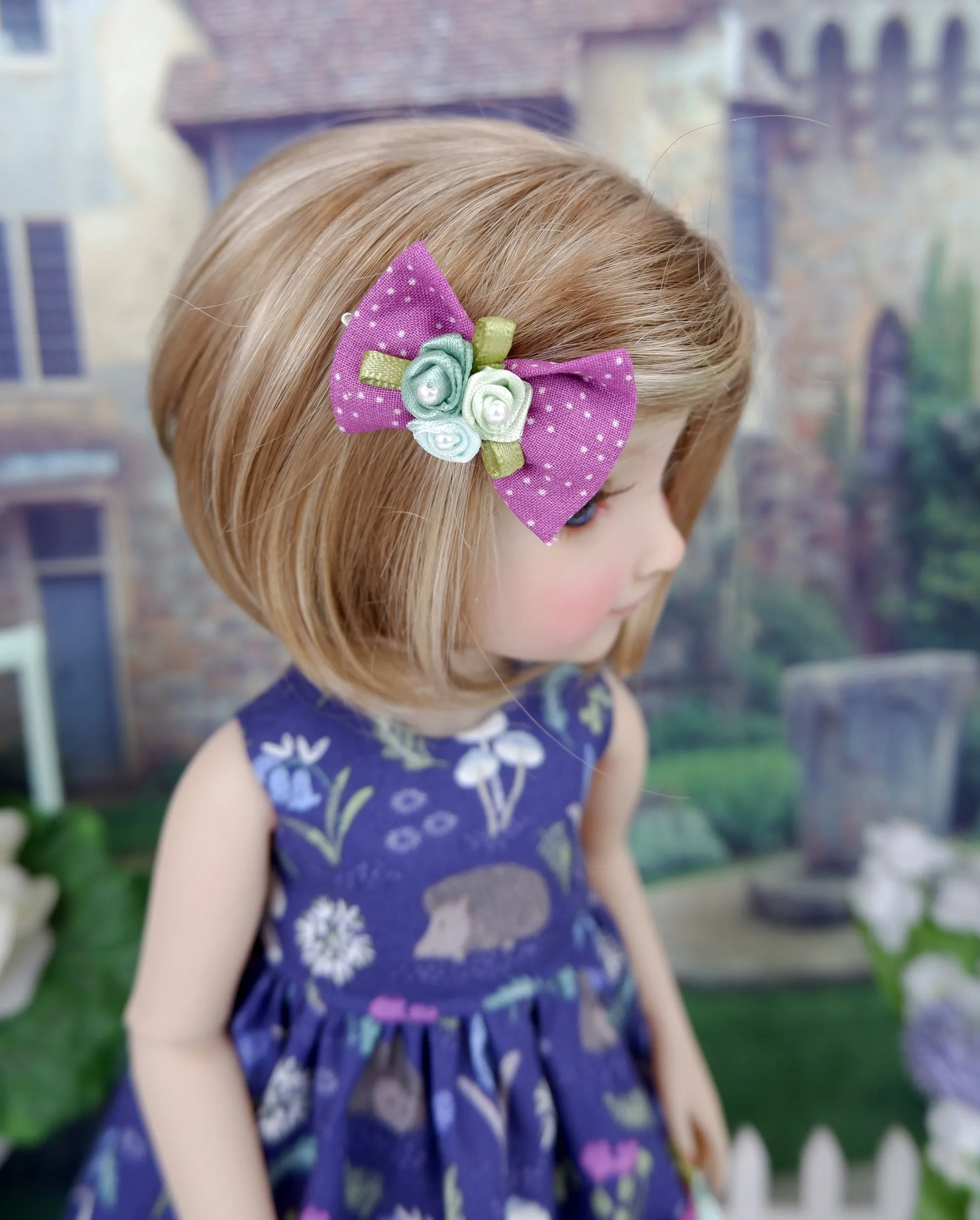 Wee Hedgehog - dress with shoes for Ruby Red Fashion Friends doll